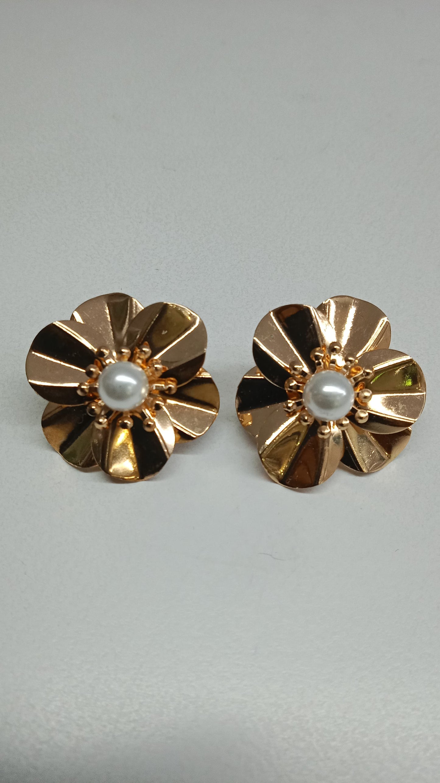 Pearl Studs: Gold Finish
