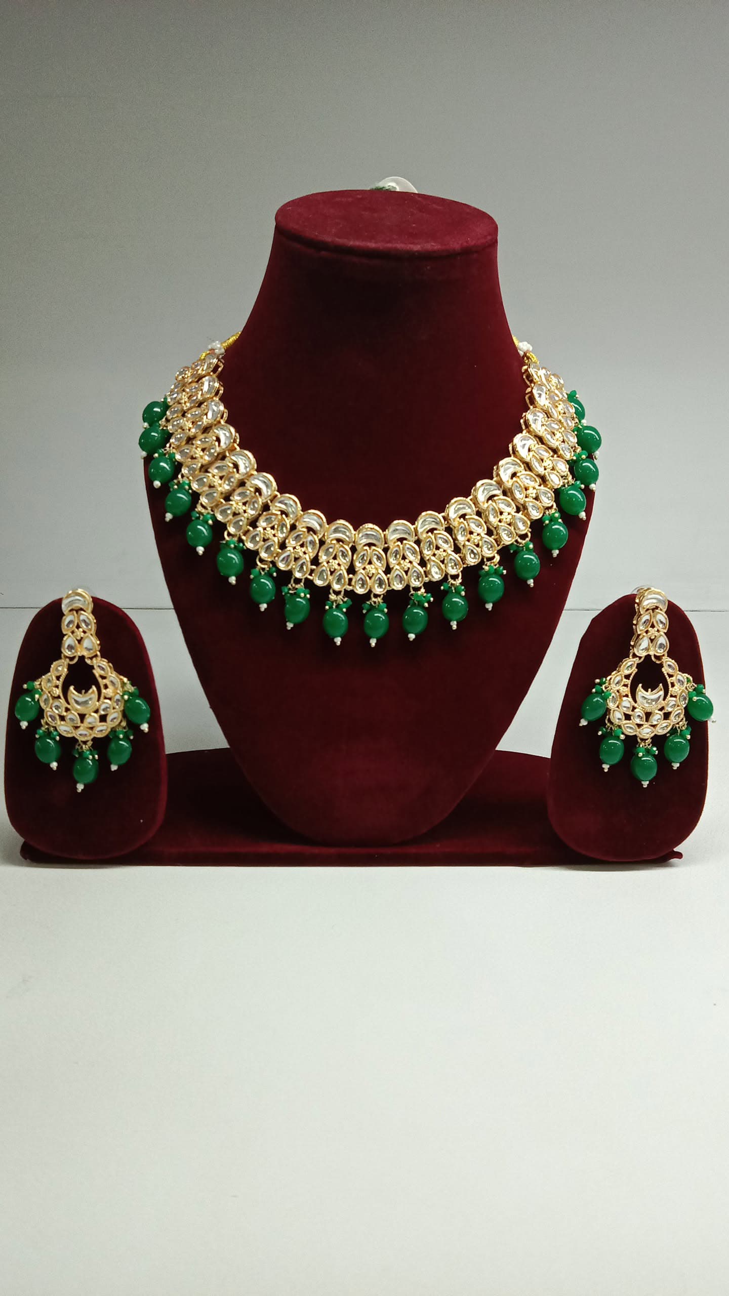 Necklace Set Green Beads