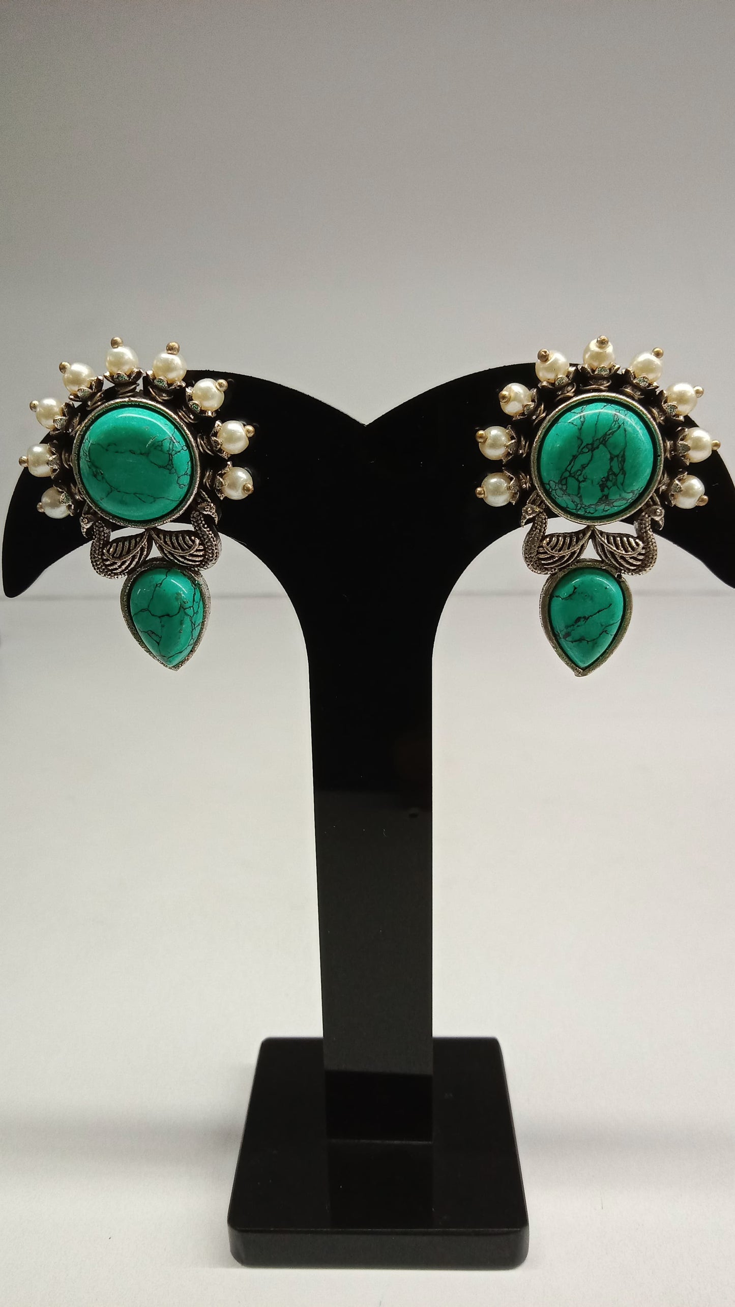 Gorgeous Turquoise & Pearl Oxidized Earrings
