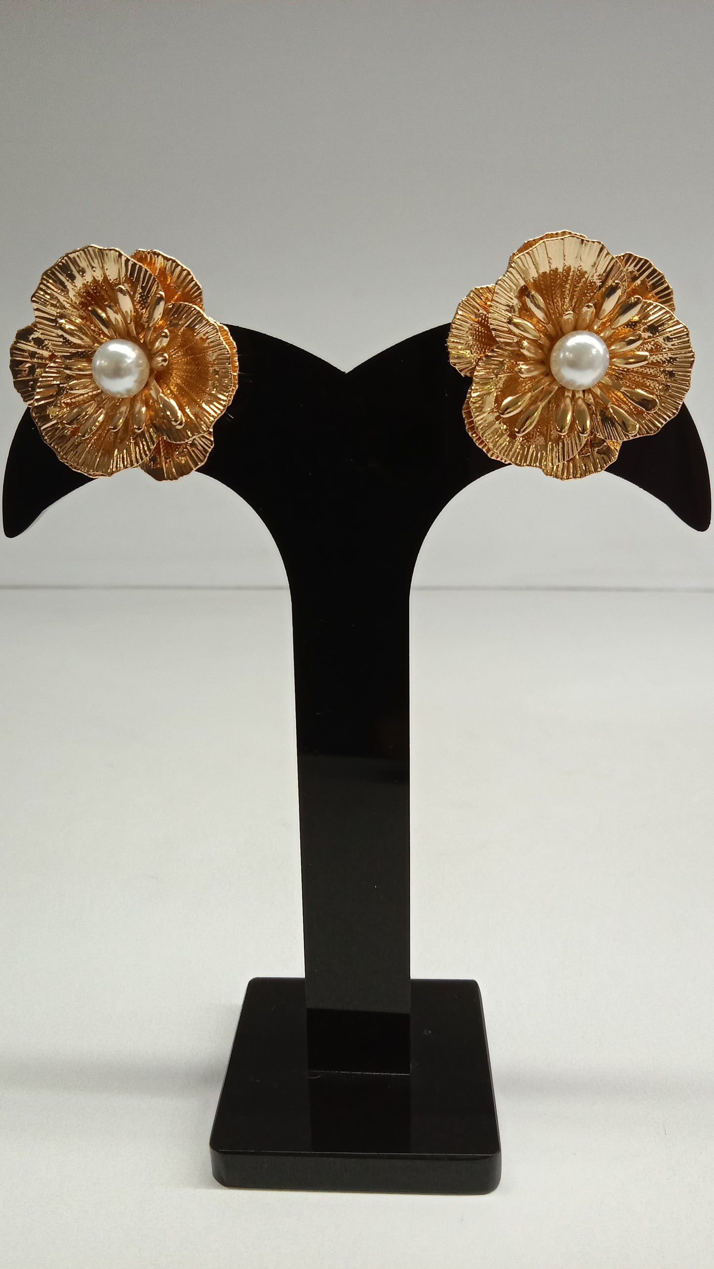 Pearl Studs: Gold Finish